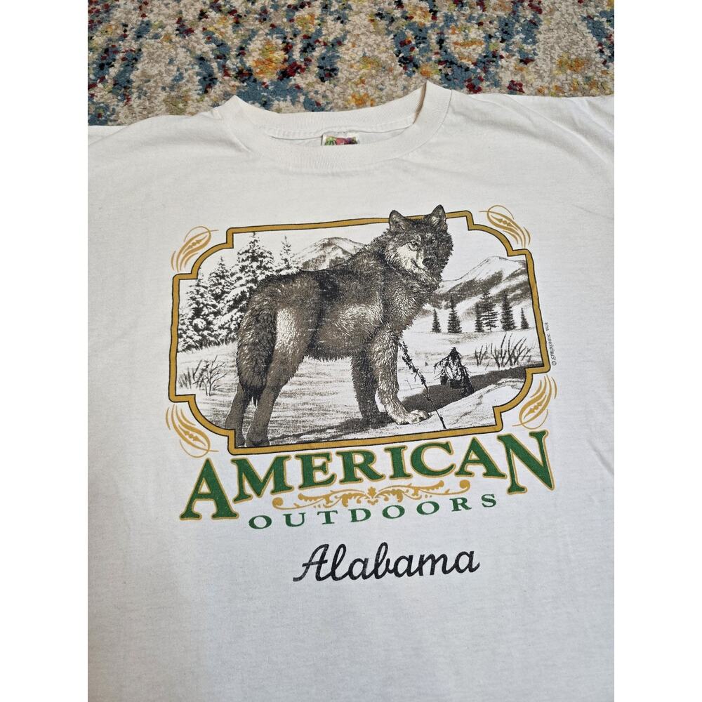 Vintage 90’s American Outdoors Alabama Wolf Nature Graphic T-Shirt Size L/XL